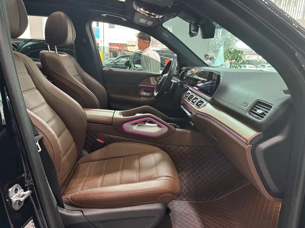 Mercedes-Benz GLS — миниатюра 21