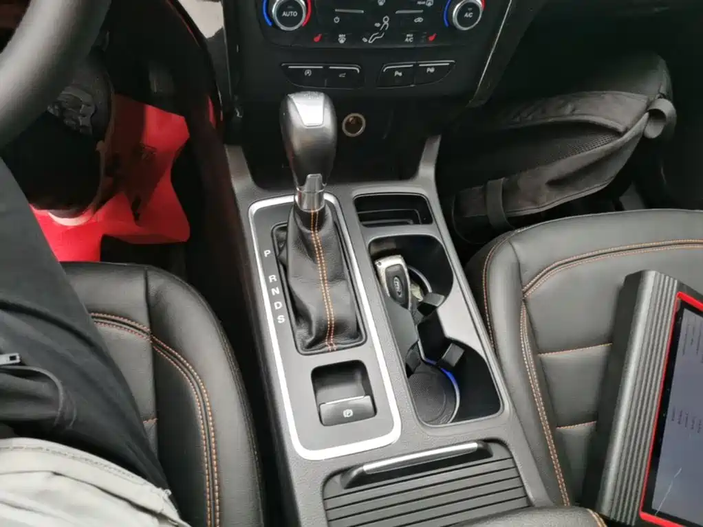 Ford Kuga — миниатюра 14