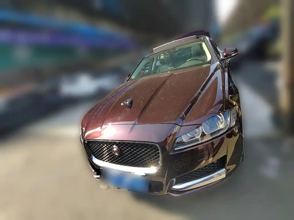 Jaguar XFL — миниатюра 5