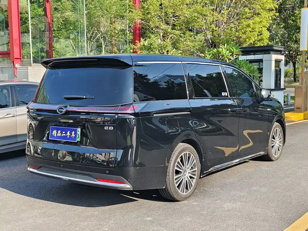GAC Motor Trumpchi E8 PHEV — миниатюра 5