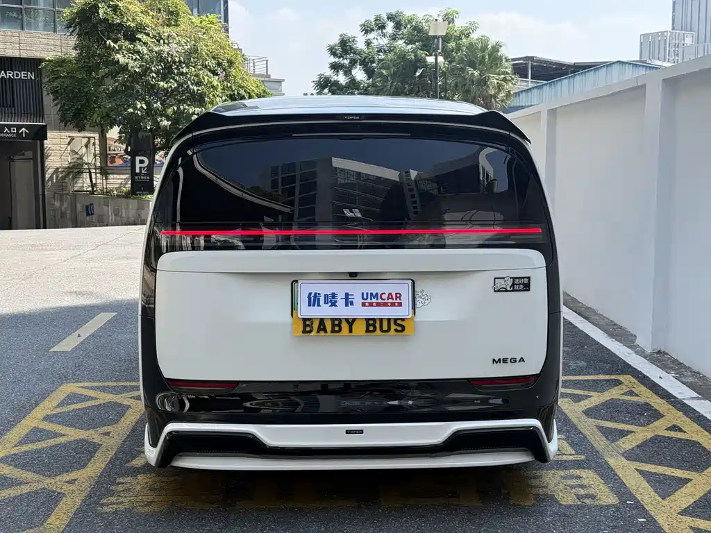 Li Auto Li MEGA — миниатюра 5
