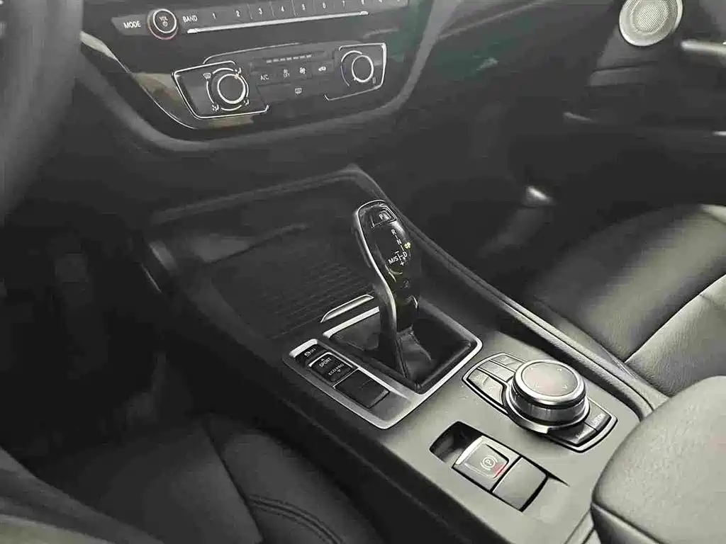 BMW 1 Series — миниатюра 10