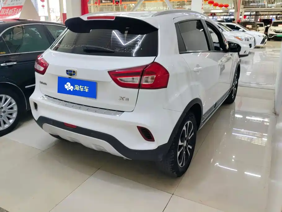 Geely Vision X3 — миниатюра 3