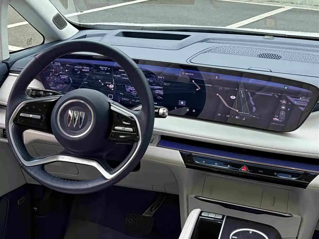 Buick GL8 Hybrid — миниатюра 13