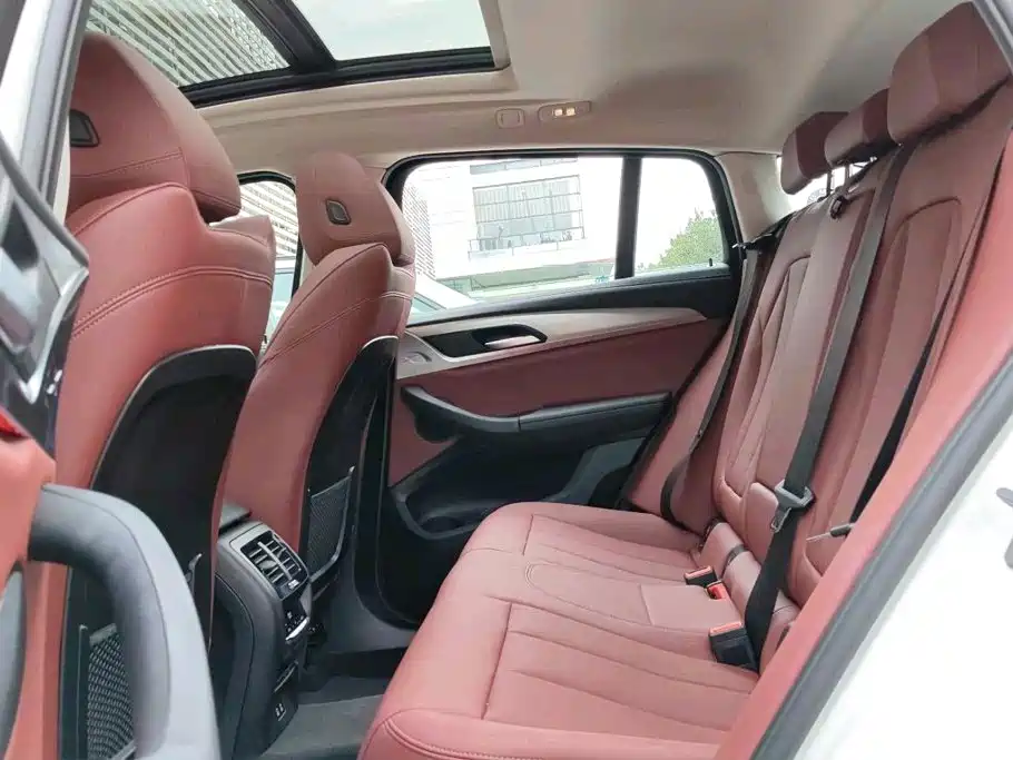 BMW X4 — миниатюра 9