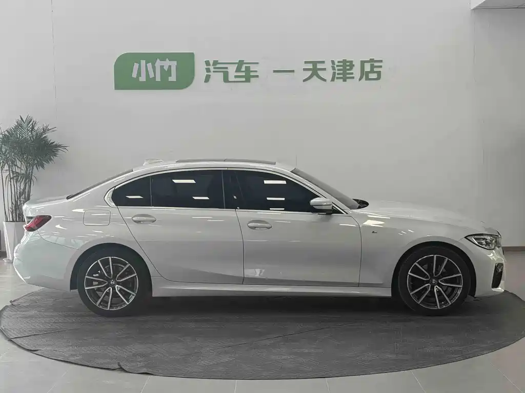 BMW 3 Series — миниатюра 7
