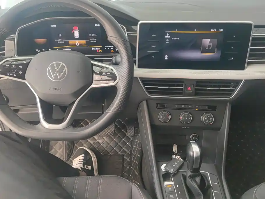 Volkswagen Tiguan L — миниатюра 12