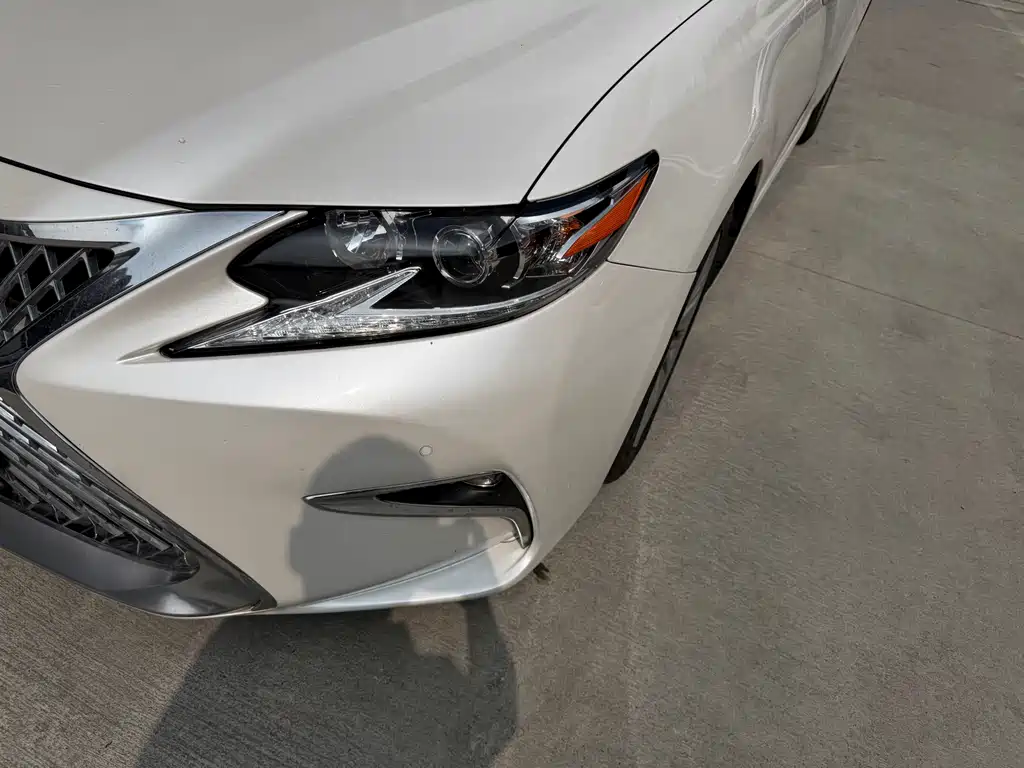 Lexus ES 2015 200 Comfort