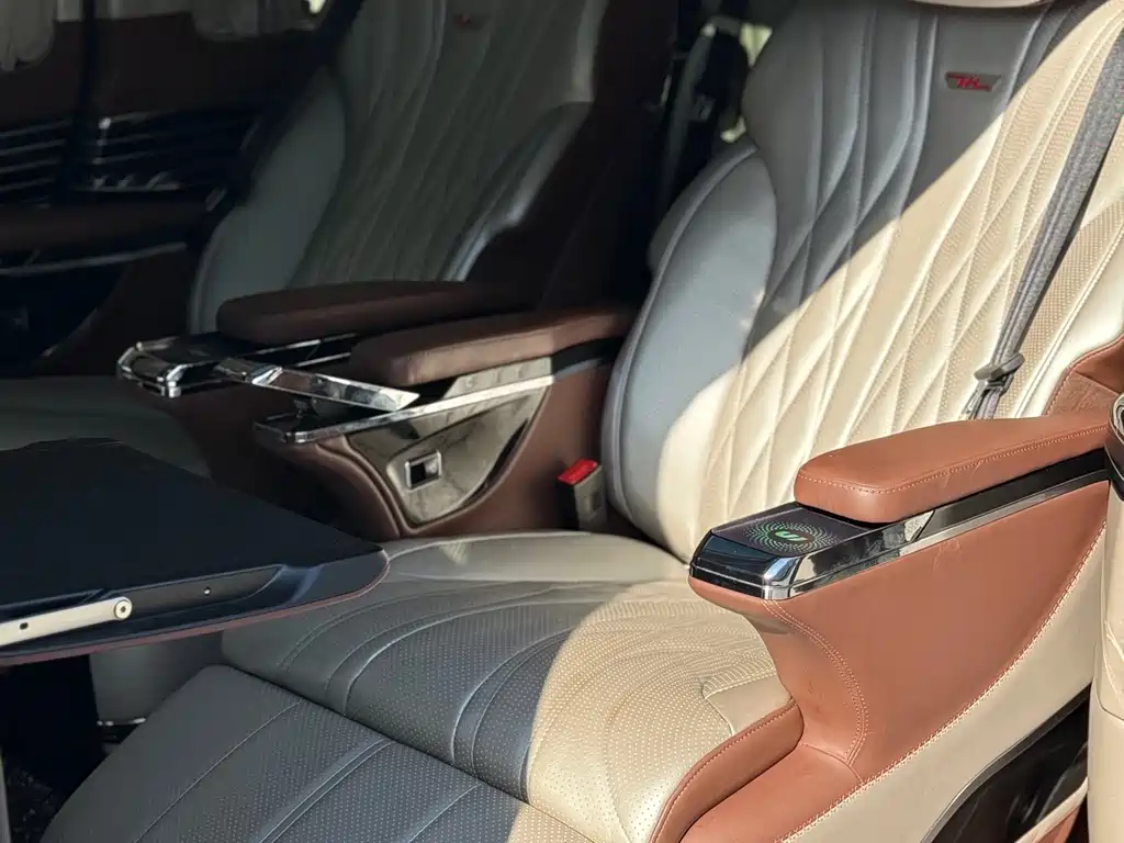 MERCEDES-BENZ V CLASS