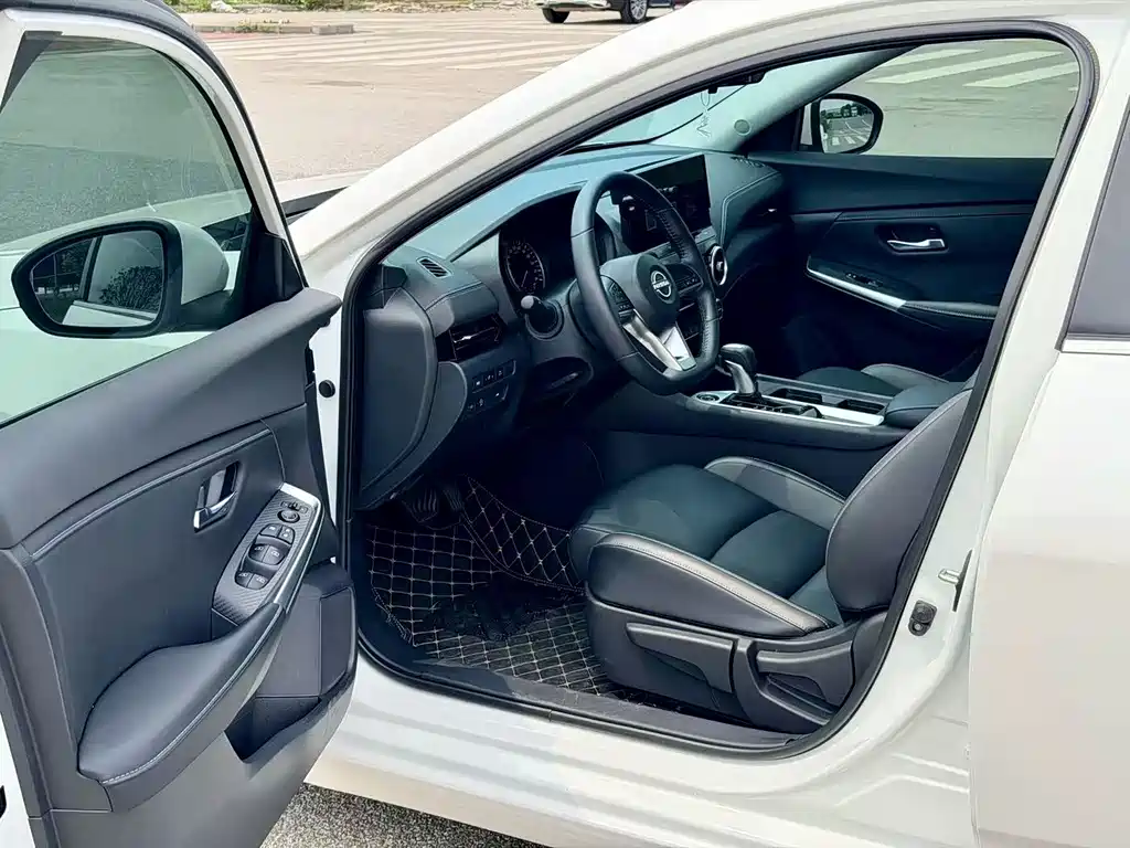 Nissan Sylphy 2025 1.6L CVT