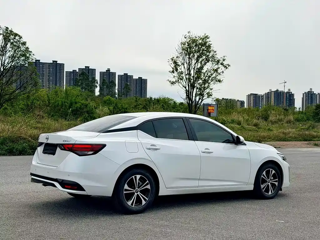 Nissan Sylphy 2025 1.6L CVT