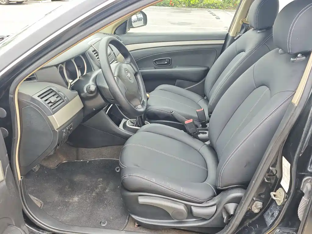 Nissan Sylphy 2018 1.6XE MT Comfort