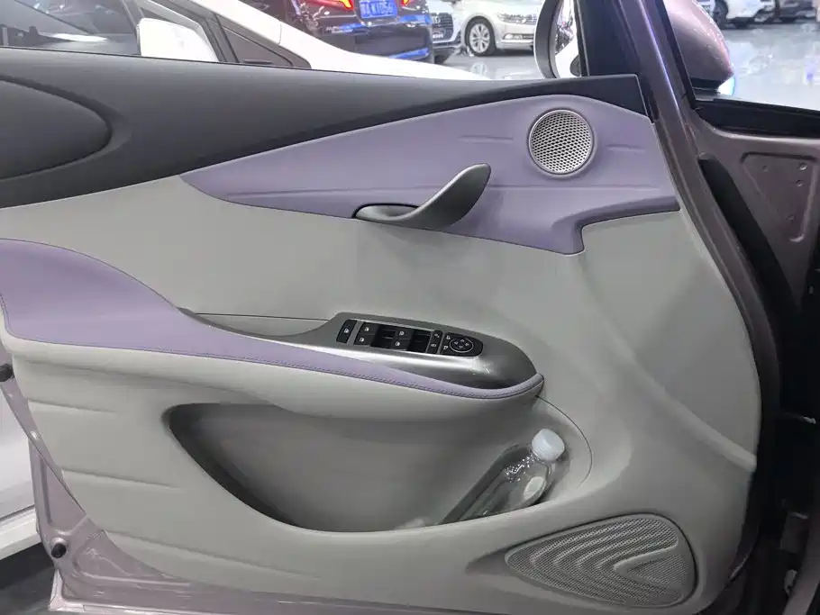 BYD Dolphin — миниатюра 7