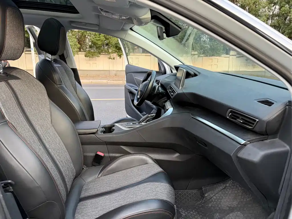 Peugeot 5008 — миниатюра 8