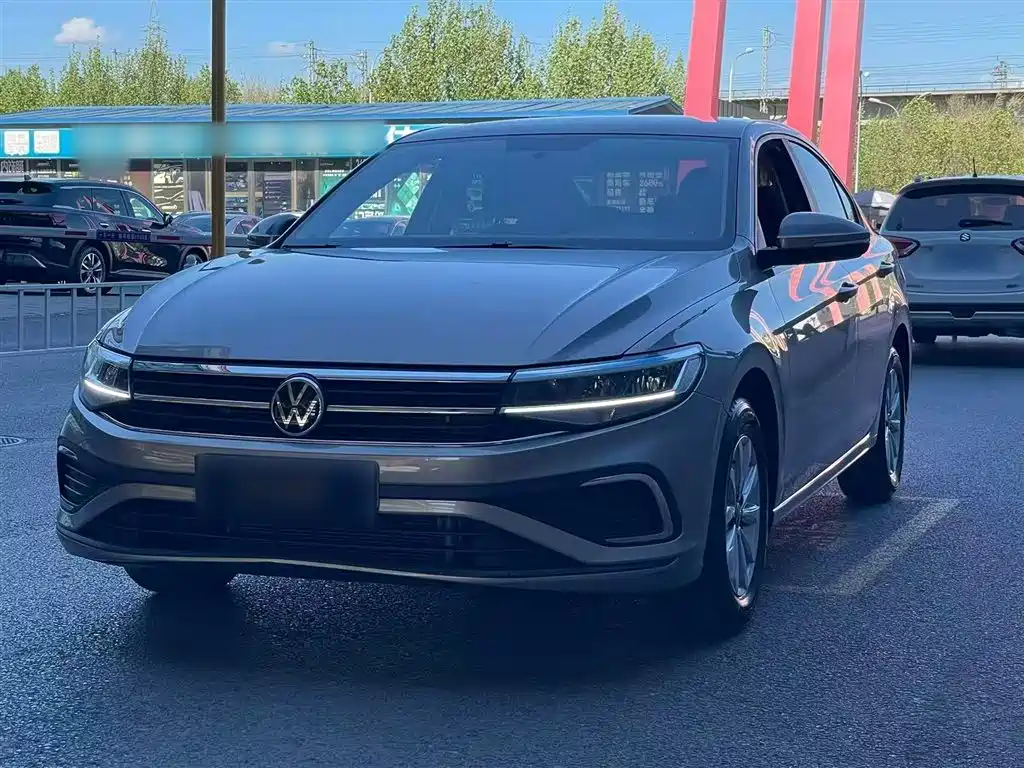 Volkswagen Bora 2024