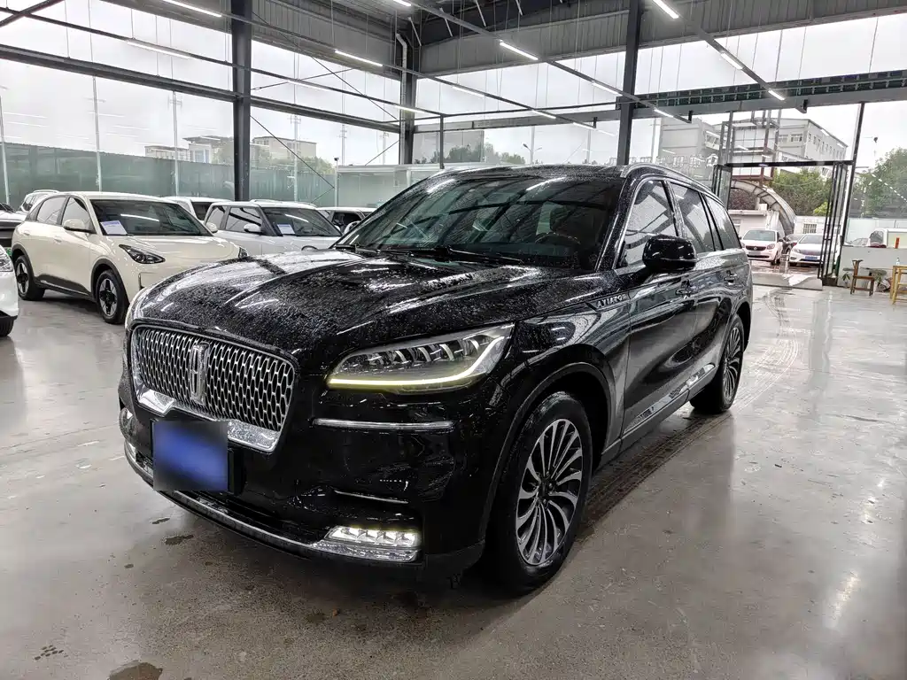 Lincoln Aviator