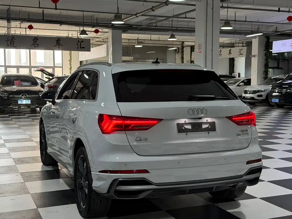 Audi Q3 — миниатюра 5