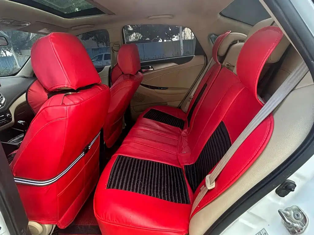 Changan Eado — миниатюра 6