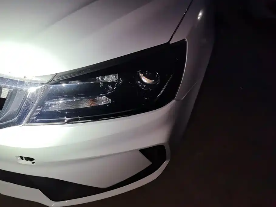 Geely Emgrand — миниатюра 5