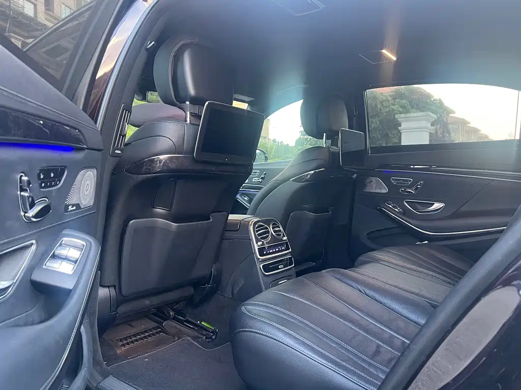 Mercedes-Benz S-Class — миниатюра 10