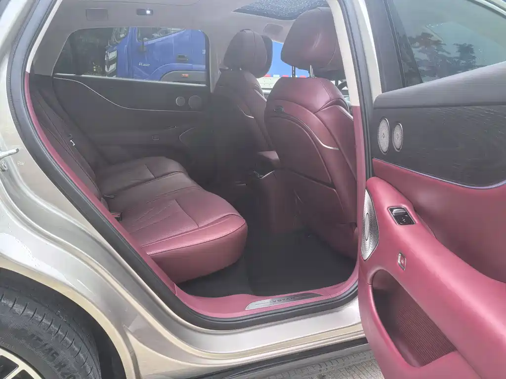 Voyah Passion L L 2026 Ultra