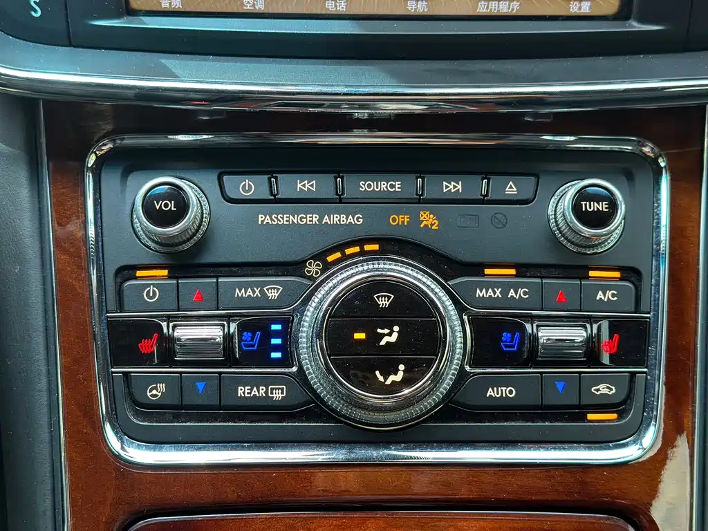 Lincoln Continental — миниатюра 18