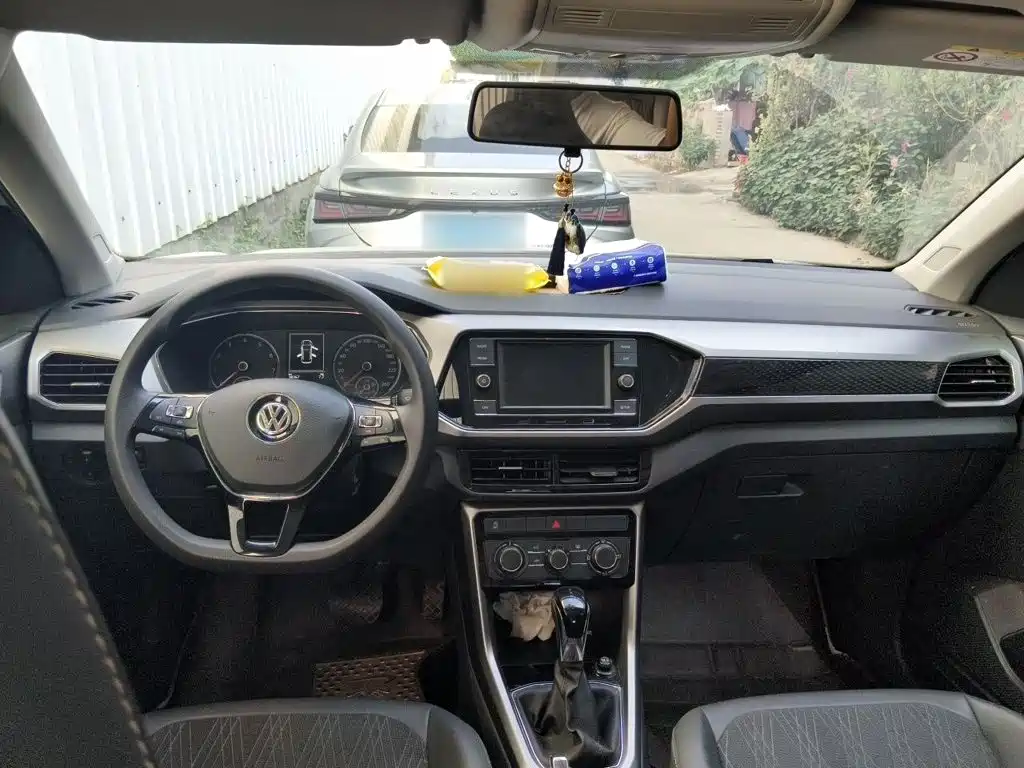 Volkswagen T-Cross — миниатюра 10