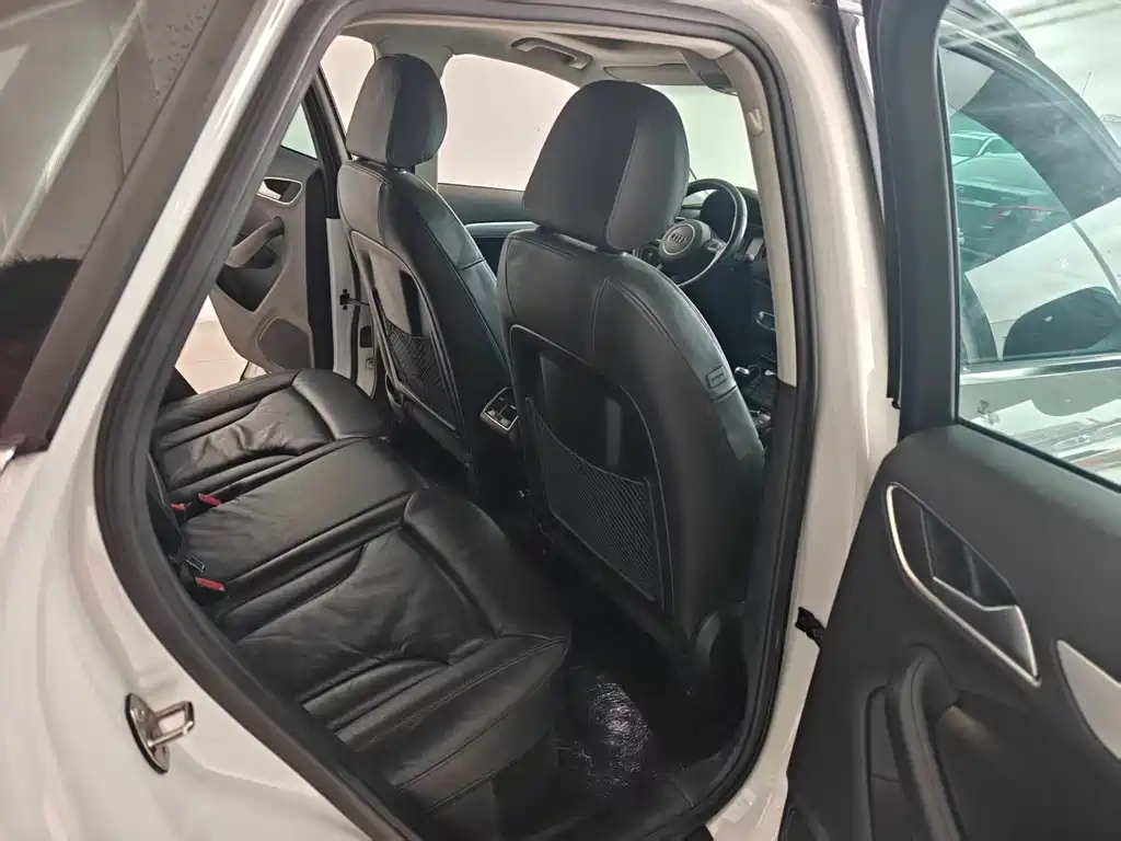 Audi Q3 — миниатюра 12