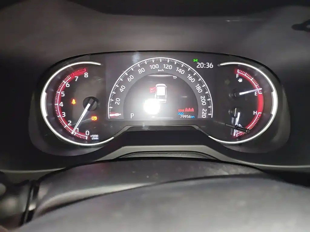 Toyota RAV4 — миниатюра 12