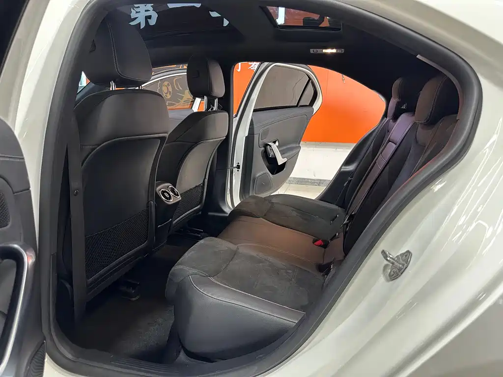 Mercedes-Benz A-Class — миниатюра 8