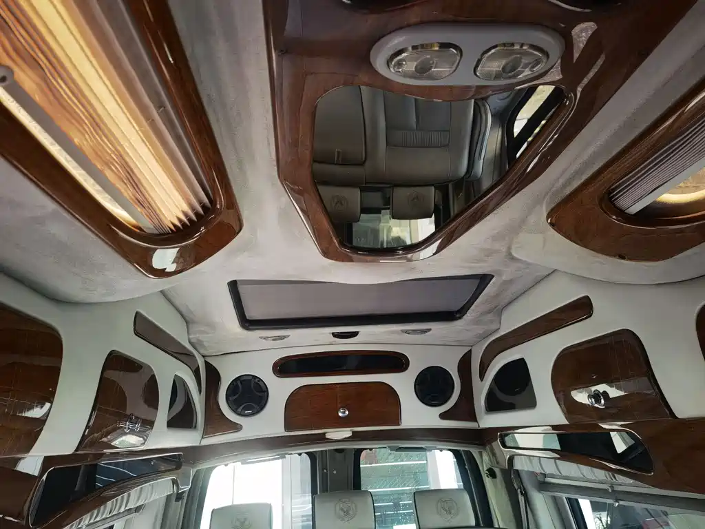 GMC Savana 6.0L Business of Star 10 seats, фото 7