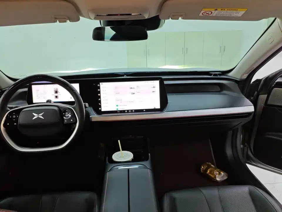 XPeng P7 — миниатюра 3