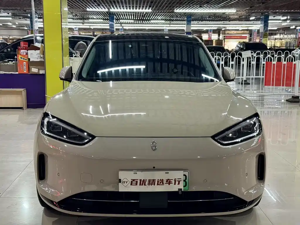 AITO AITO M5 — миниатюра 2