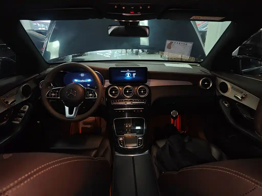 Mercedes-Benz GLC 2022 GLC 260 L 4MATIC