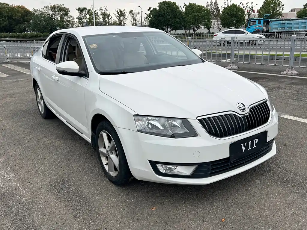 Skoda Octavia — миниатюра 3