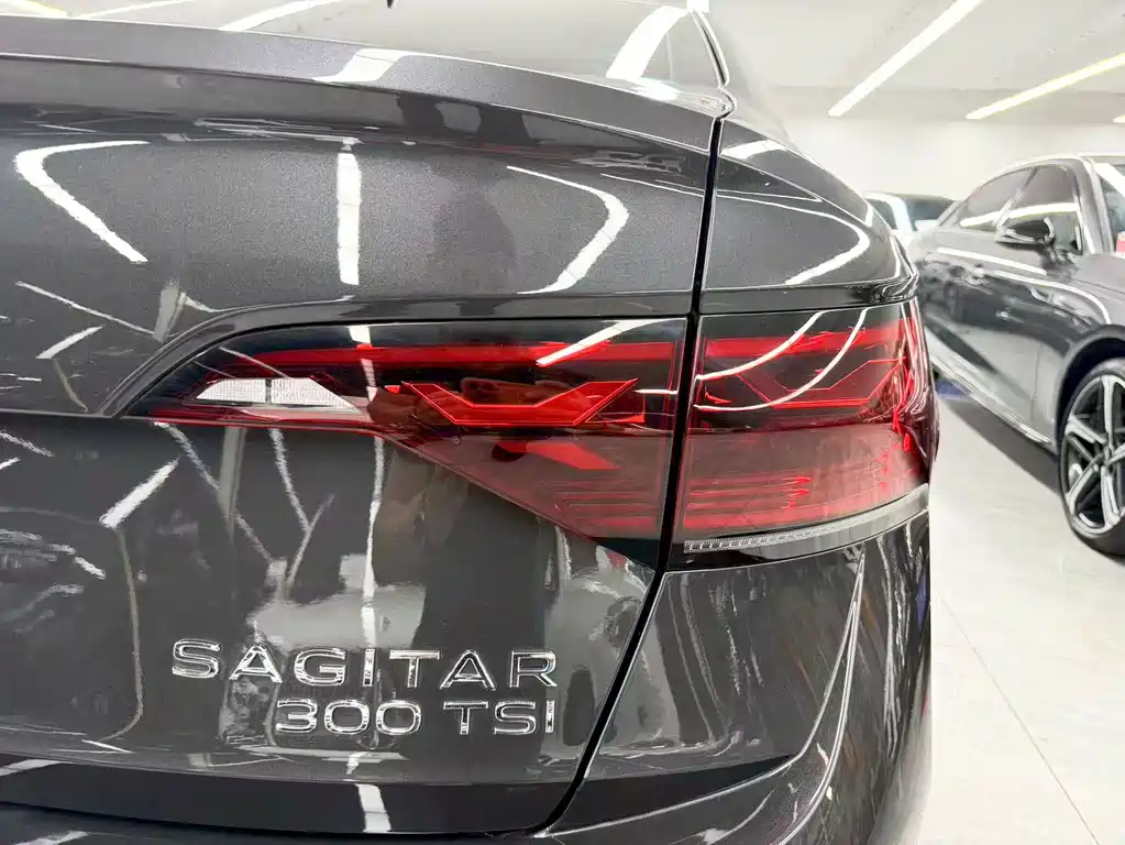Volkswagen Sagitar — миниатюра 20