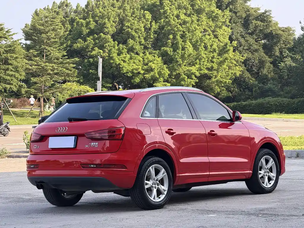Audi Q3 — миниатюра 12