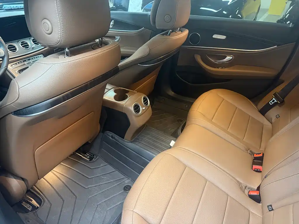 Mercedes-Benz E-Class E 2020 E 260 L Sport