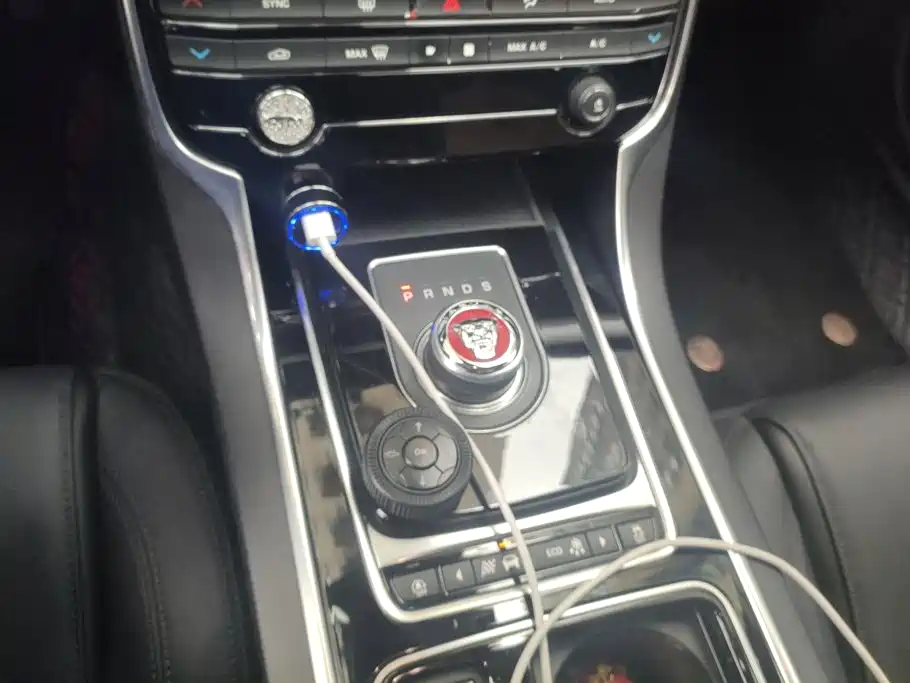 Jaguar XFL — миниатюра 16