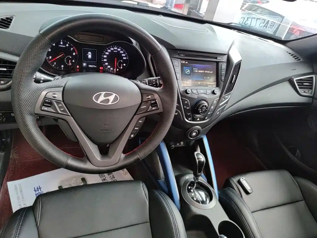 Hyundai Veloster — миниатюра 13