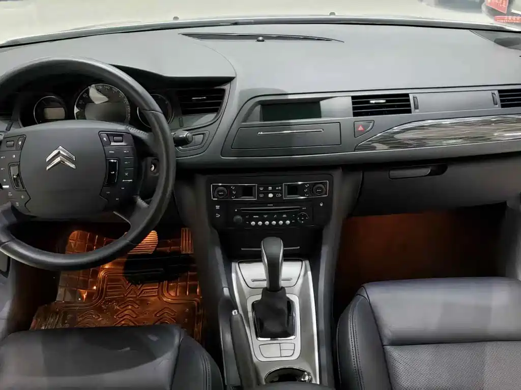 Citroen C5 2011 2.3L AT