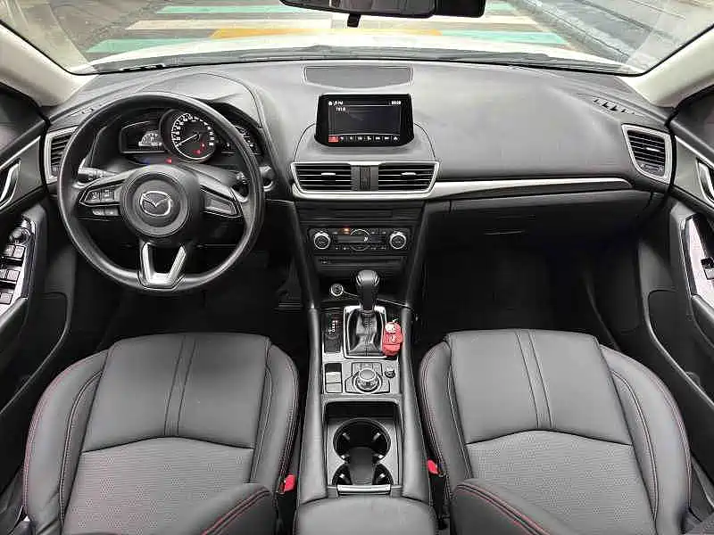 Mazda 3 Axela — миниатюра 6
