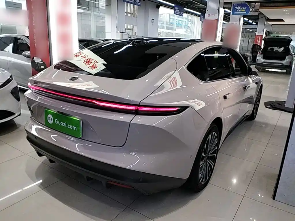 NIO ET5 — миниатюра 7