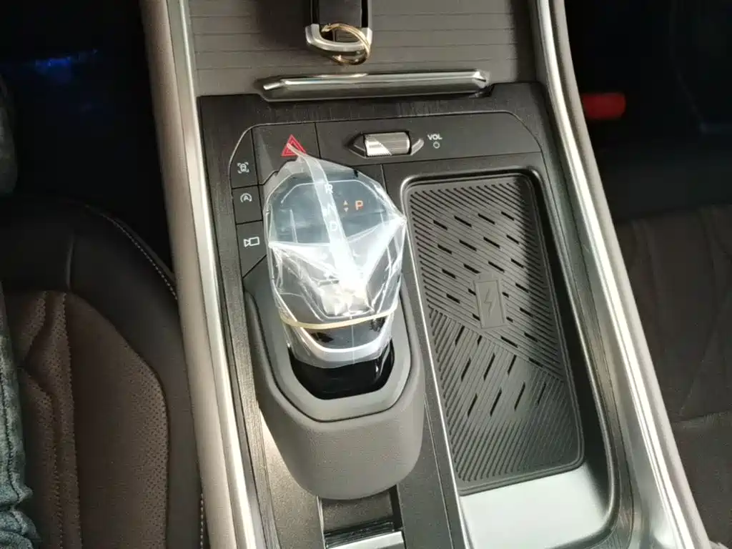 Ford Edge — миниатюра 14