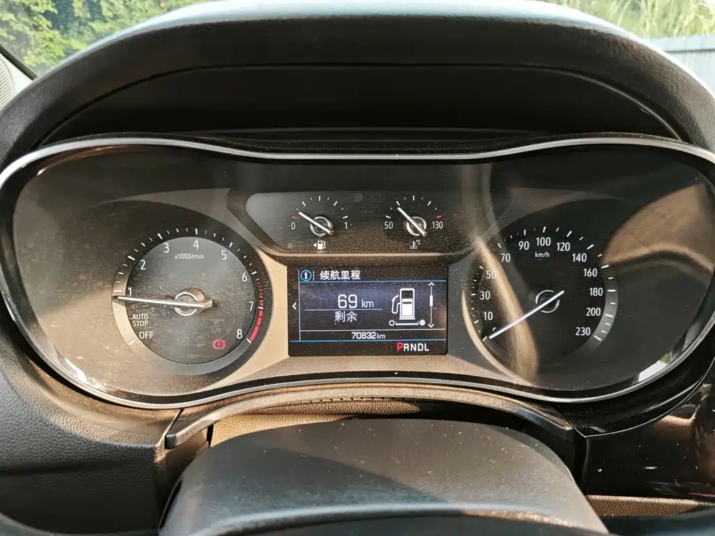 Buick Excelle — миниатюра 11