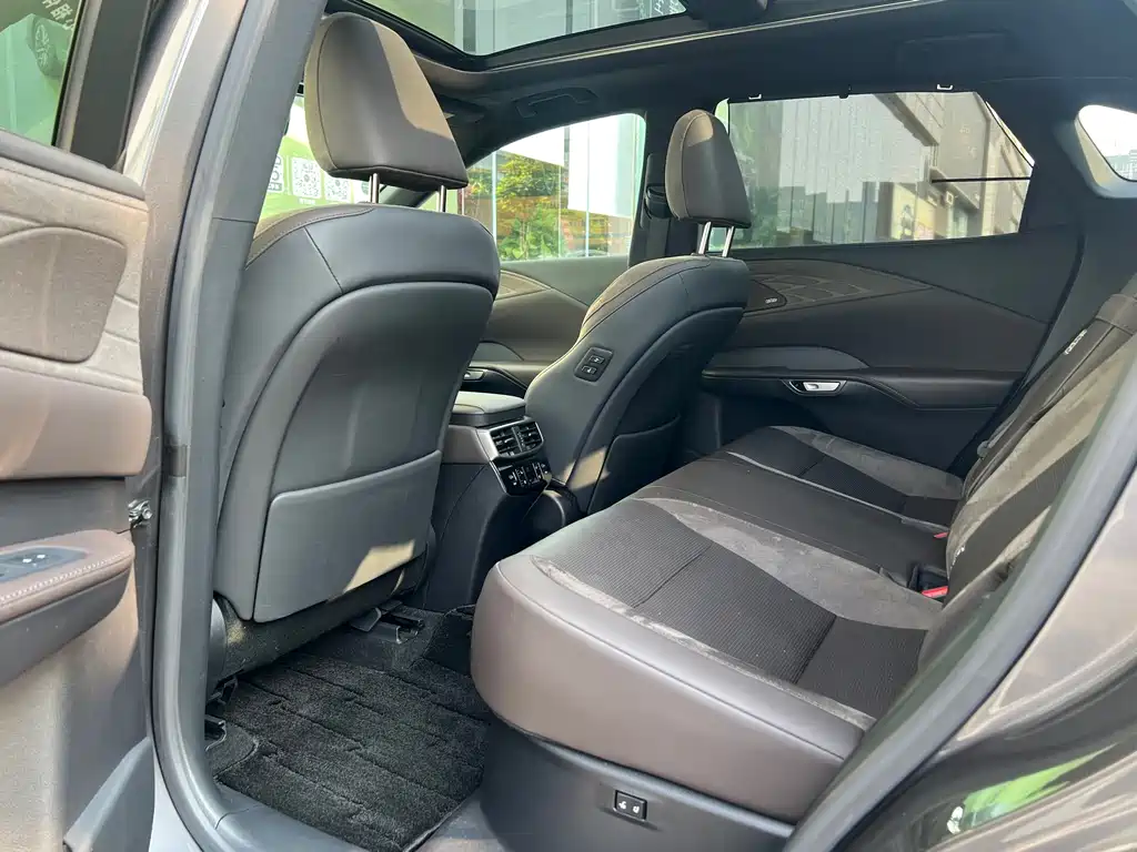 Lexus RX New Energy — миниатюра 6
