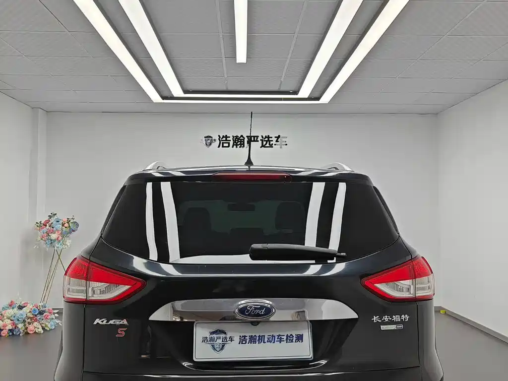 Ford Kuga — миниатюра 5