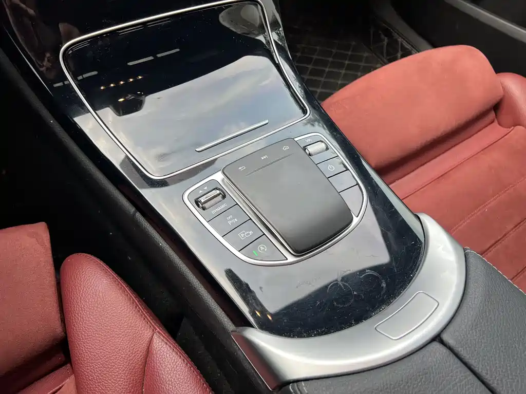Mercedes-Benz C-Class — миниатюра 4