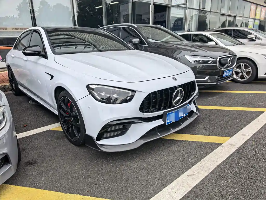 Mercedes-Benz E-Class — миниатюра 3