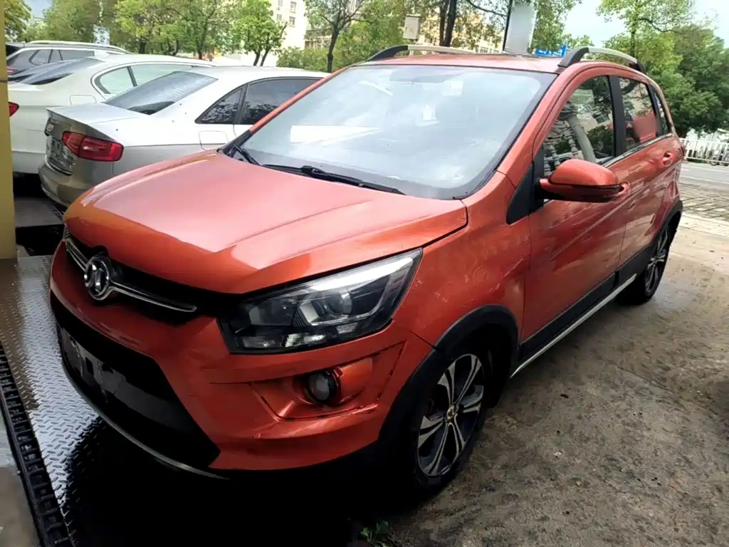 BAIC Senova X25
